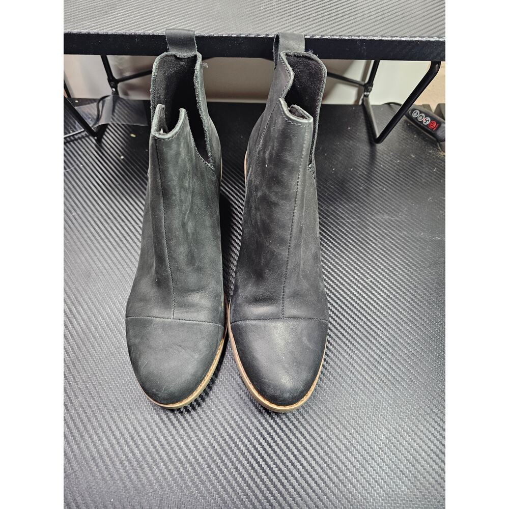 TOMS 10018905 Women's Everly Cutout Black Leather Slip-On Ankle Boots Size 7